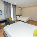 Hotel Viroi